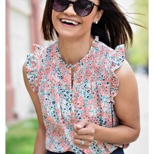 Loft xs Floral Ruffle Sleeveless Blouse